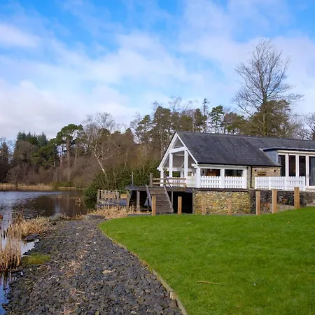 Lilymere Boat House