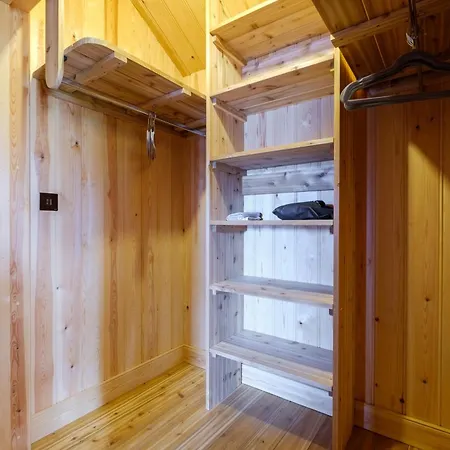 Lilymere Boat House * Sedbergh