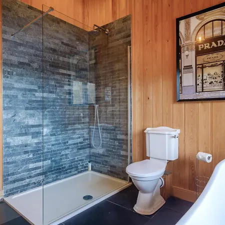 Lilymere Boat House * Sedbergh