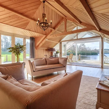 Lilymere Boat House * Sedbergh