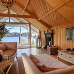 Lilymere Boat House *